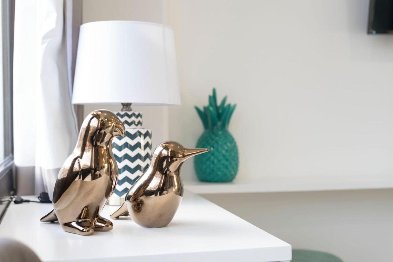 Lovelystay - Wohaza Apartment With Free Private Parking OOporto Esterno foto