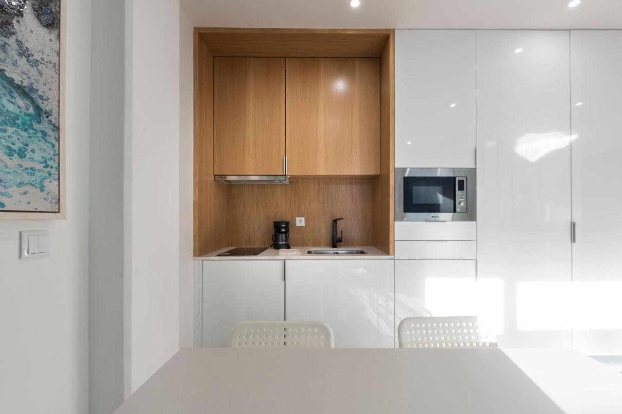 Lovelystay - Wohaza Apartment With Free Private Parking OOporto Esterno foto